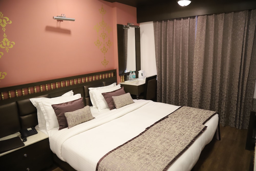 Luxury Double Room, 1 Double Bed, Non Smoking, City View photo 3