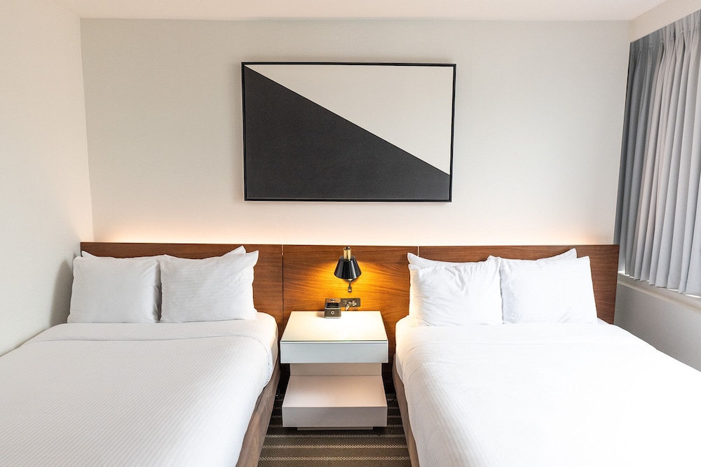 Executive Suite, 2 Double Beds - Photo 1