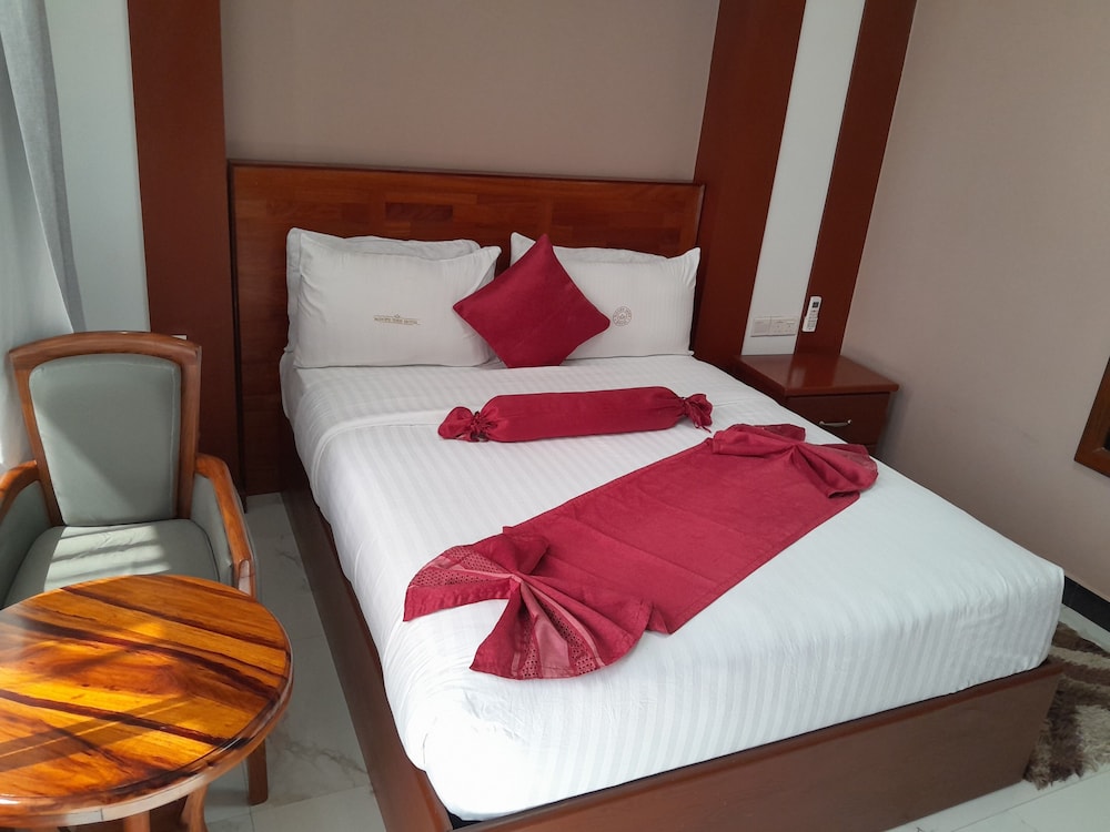 Deluxe Double Room, 1 Queen Bed, City View