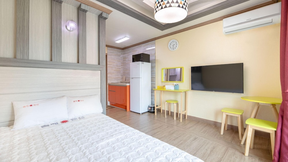 Basic Room, 1 Bedroom (Sole 102(BBQ)) - Photo 2