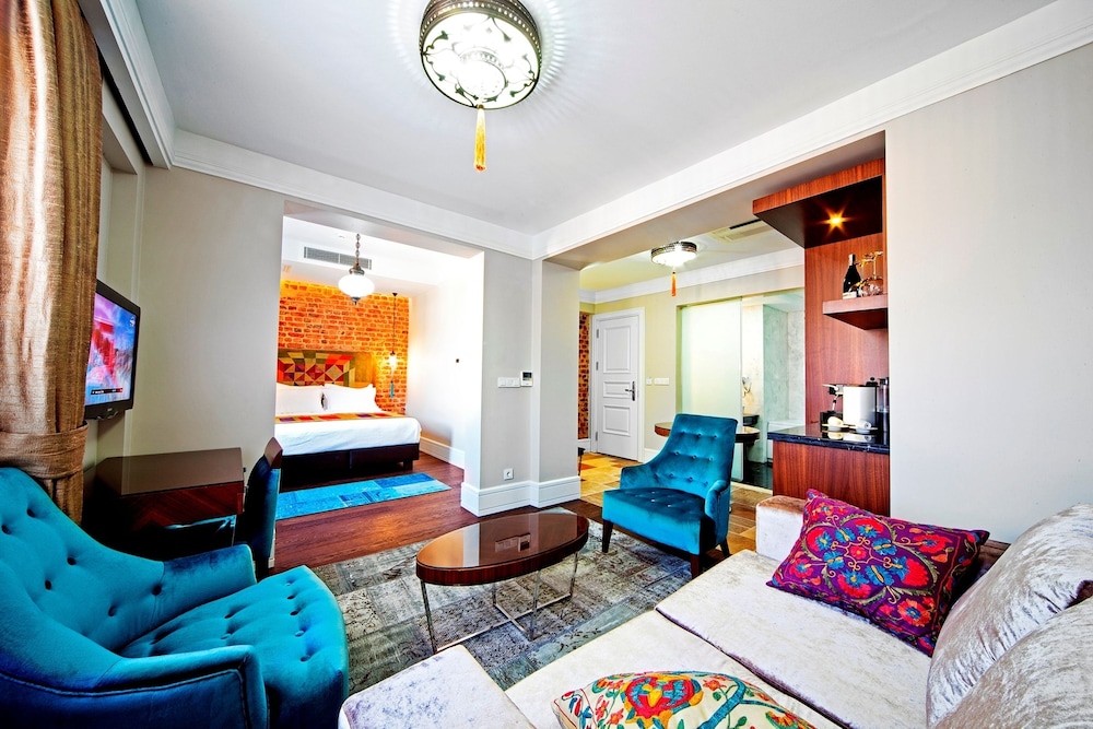 Junior Suite (Single Use) photo 1