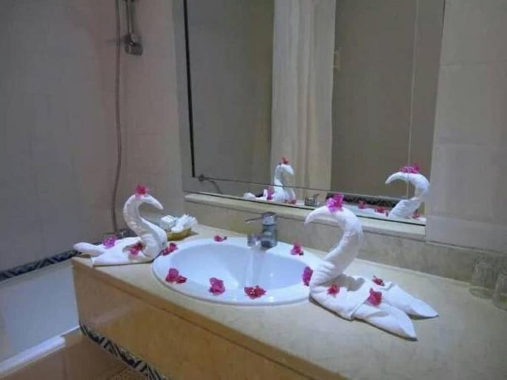 Double or Twin Room photo 3