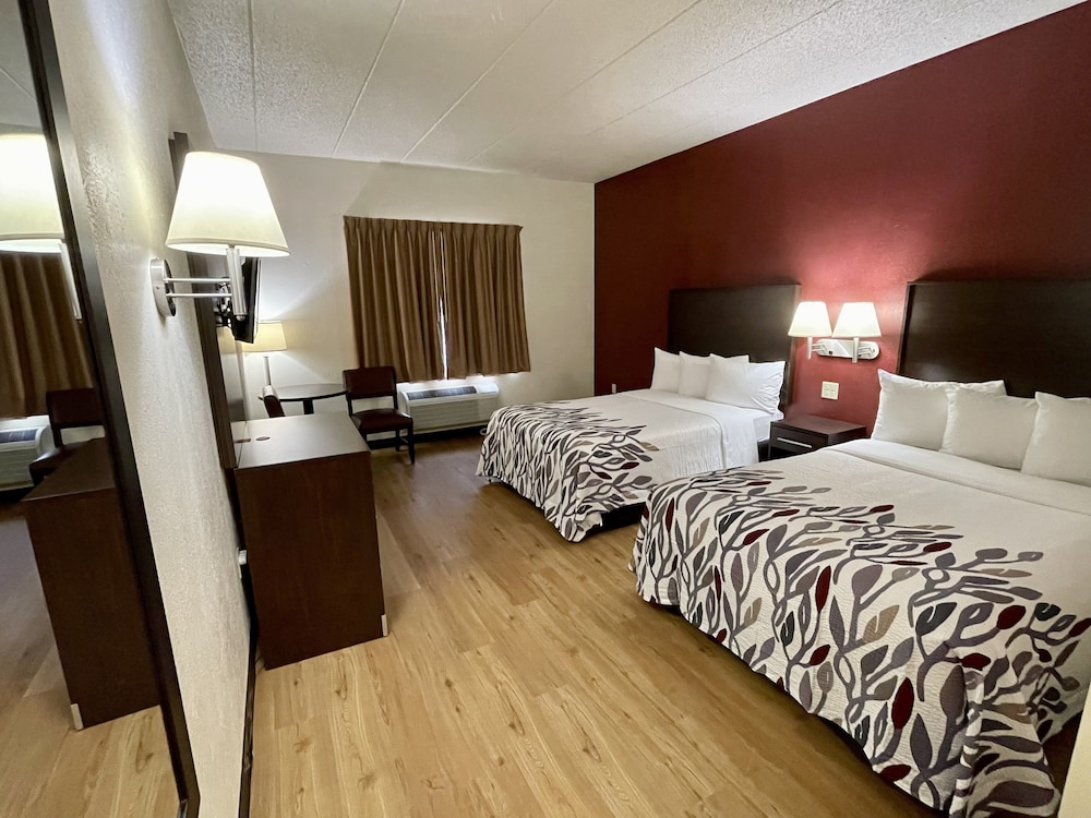 Standard Room, 2 Double Beds, Accessible, Non Smoking - Photo 2