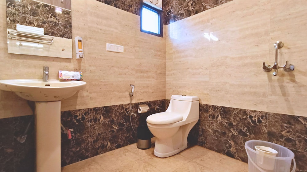 Premium Room, Balcony - Photo 15