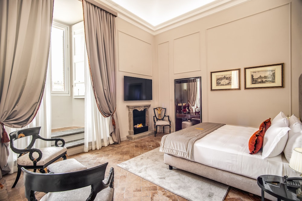 Luxury Suite, 1 King Bed with Sofa bed, City View