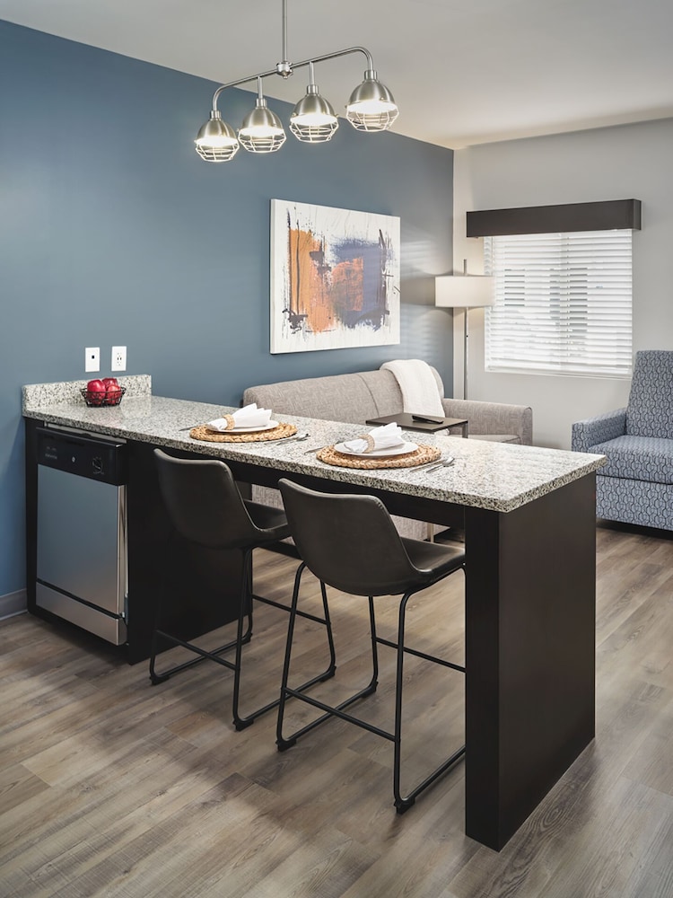 Standard Suite, 1 Bedroom, Kitchen photo 3