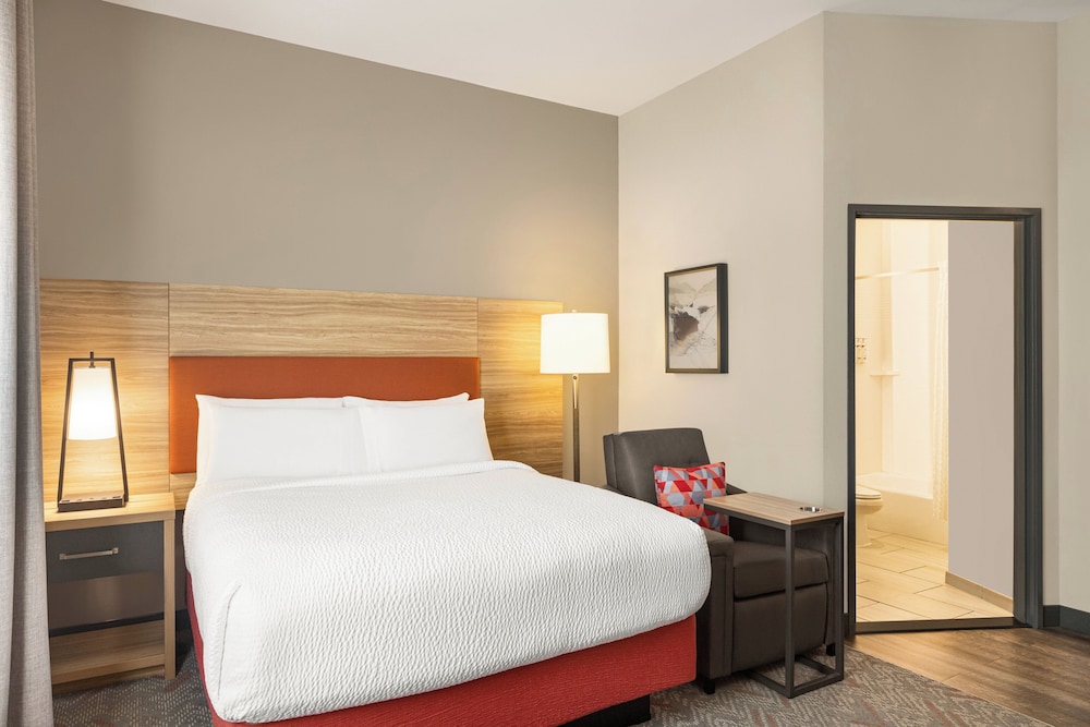 Studio Suite, 1 Queen Bed - Photo 1