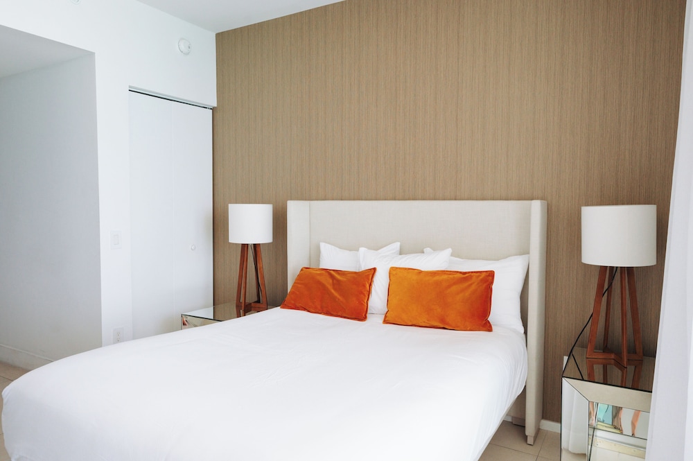 Luxury Apartment, 2 Bedrooms, Ocean View photo 2