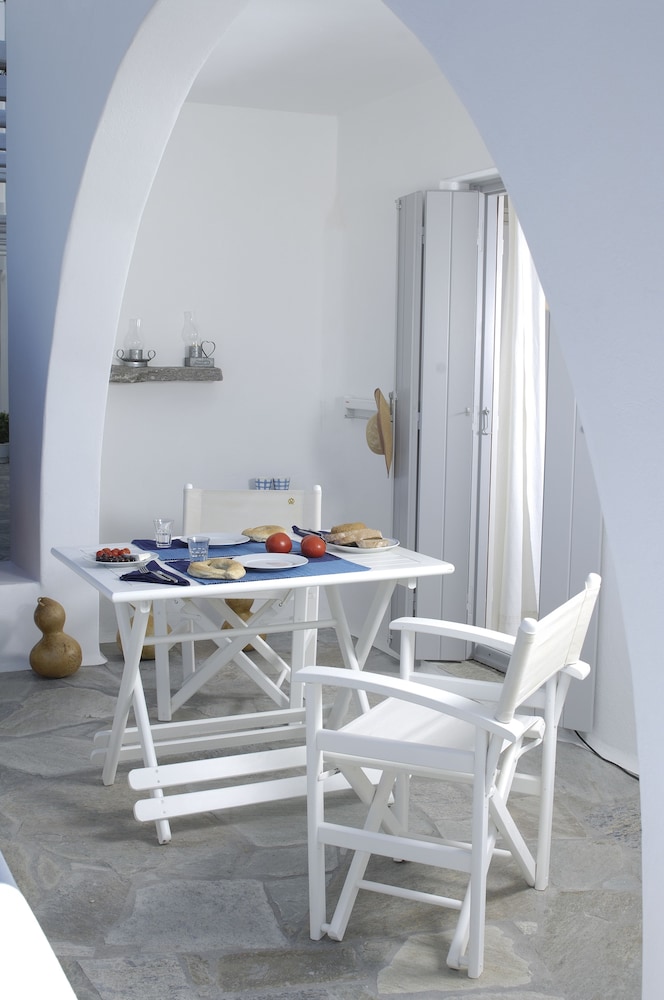 Suite (Mini) photo 3