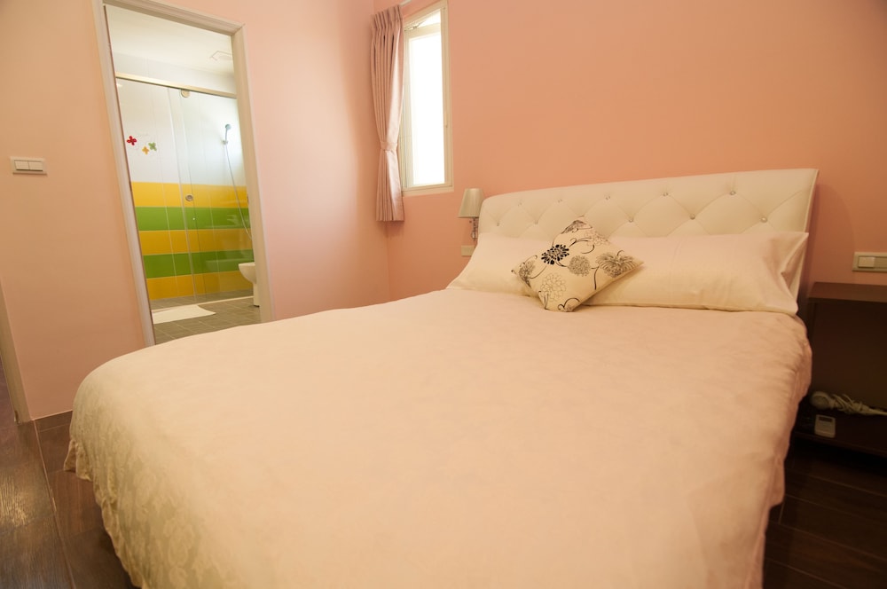 Economy Double Room photo 2