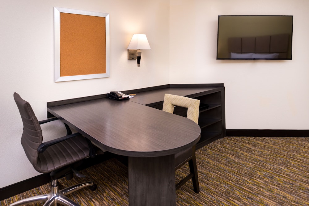 Studio Suite, 2 Queen Beds, Accessible (Communications, Mobility, Access Tub) photo 3