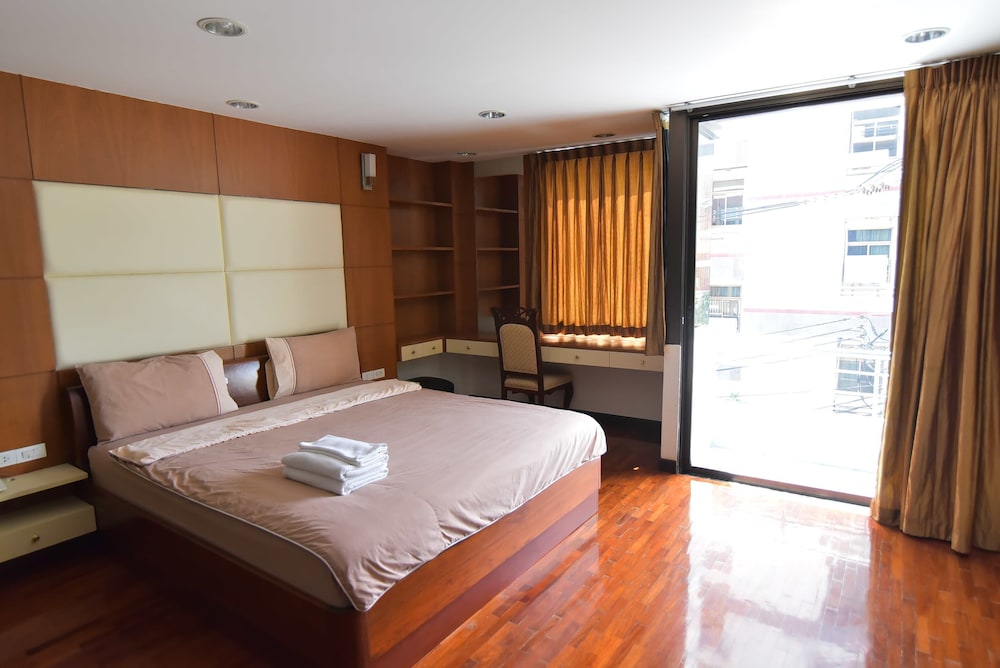 Studio photo 2