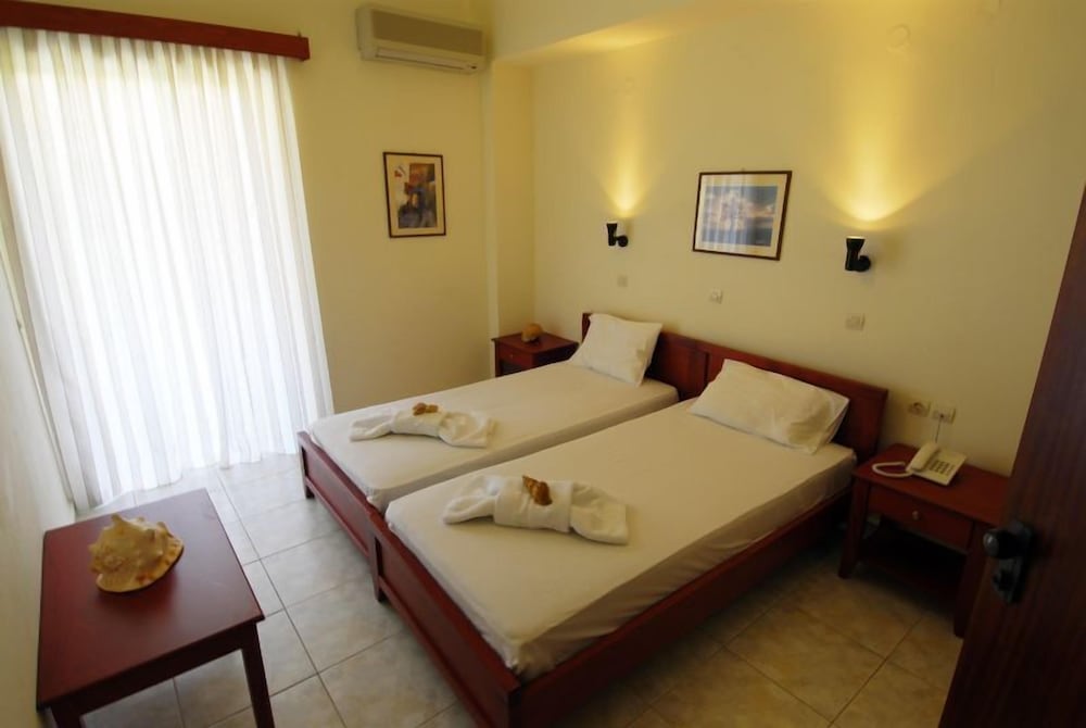 Standard Room photo 3