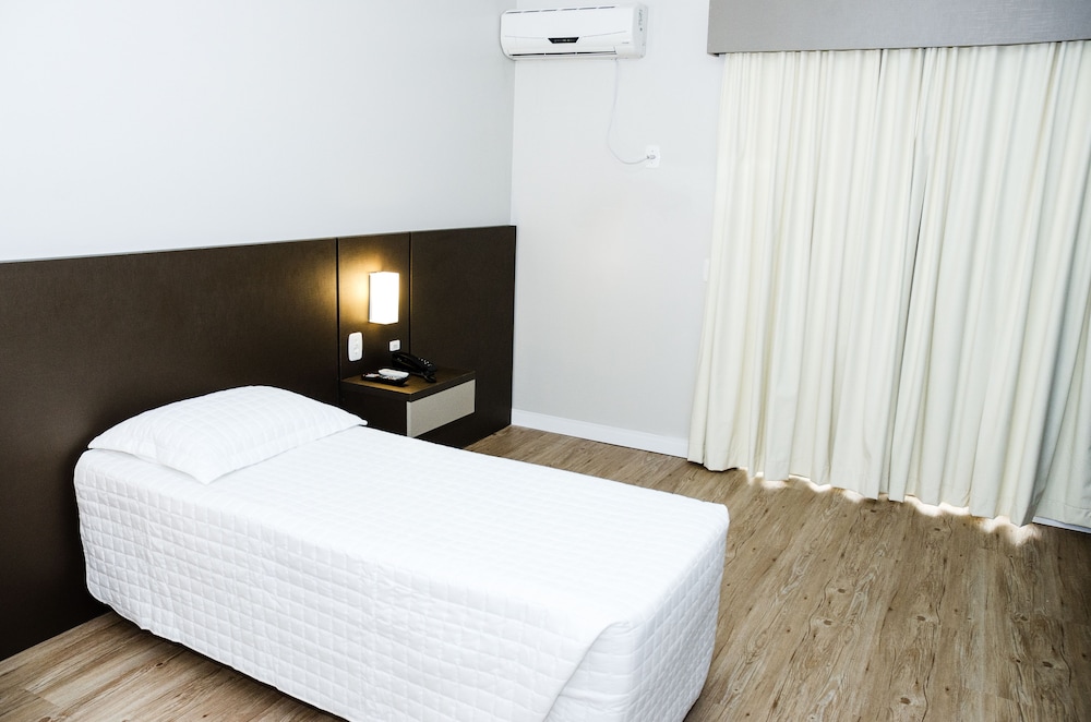 Standard Single Room photo 2