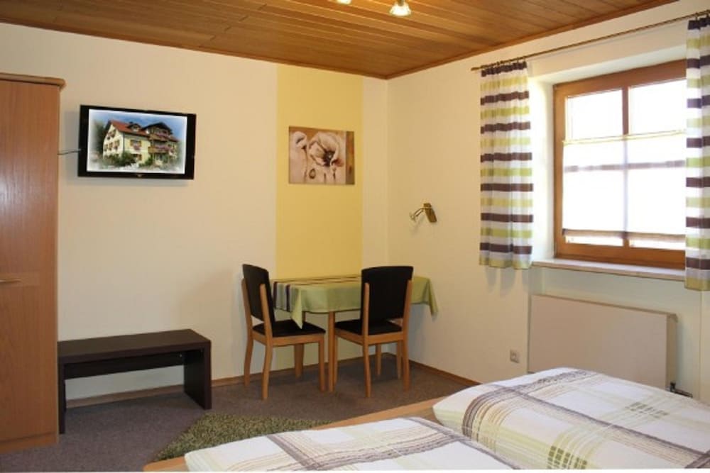 Double Room, 1 Double Bed, Non Smoking photo 2