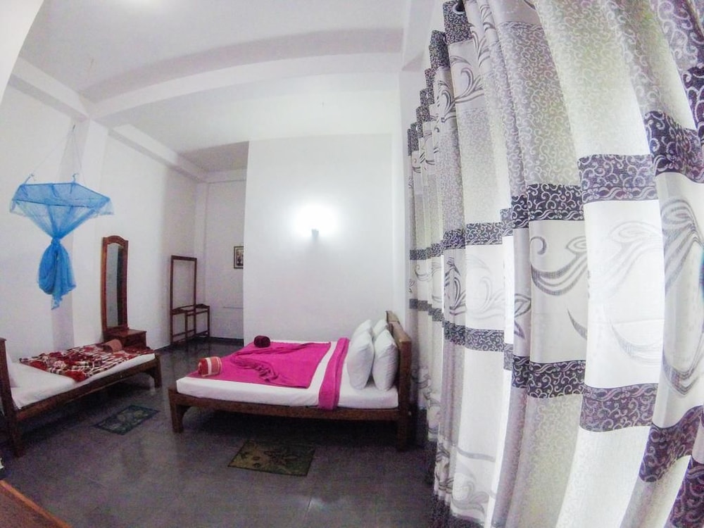 Luxury Double Room, 1 Double Bed, Smoking, City View photo 3