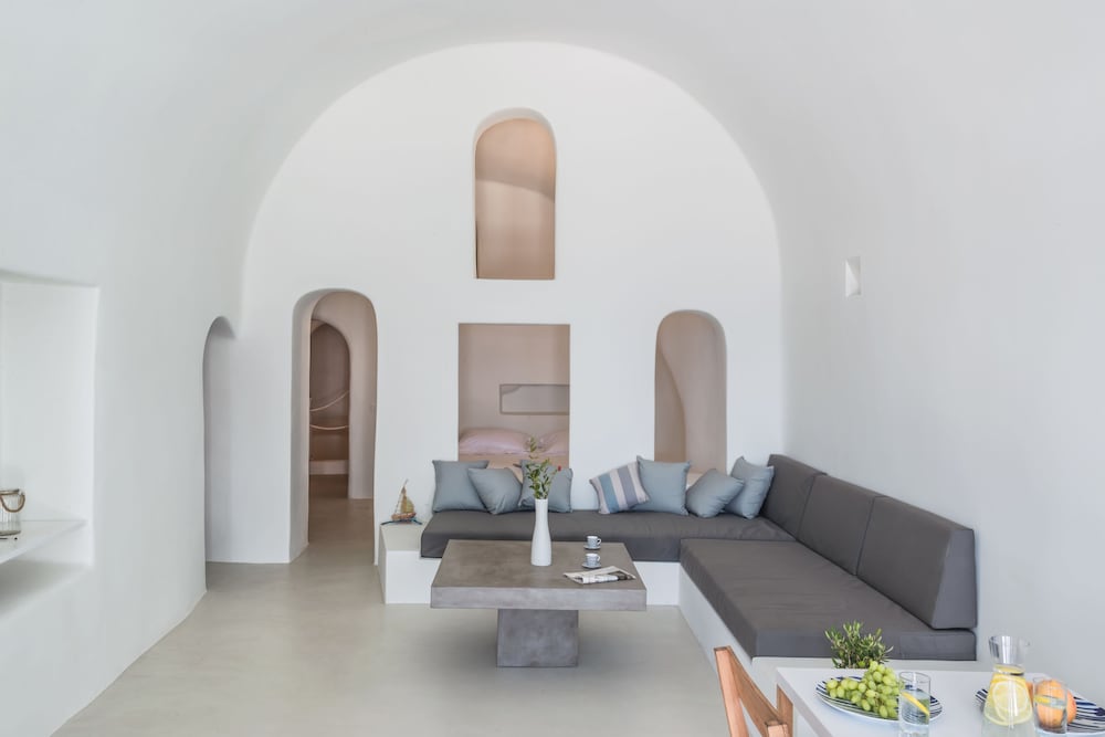 Panoramic House