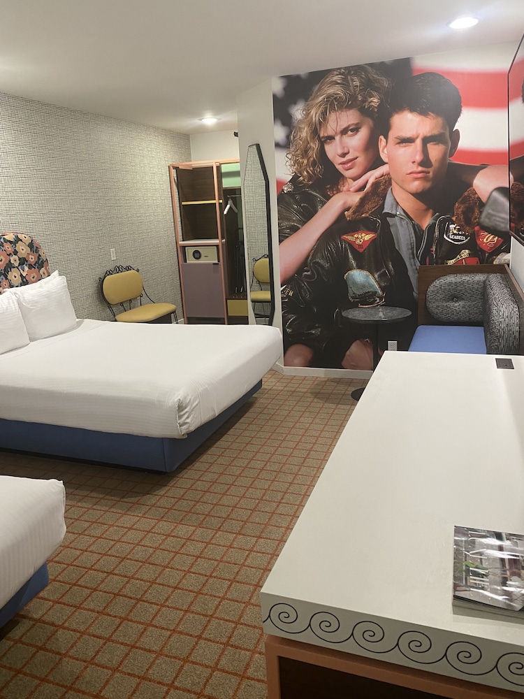 Standard Double Room, 2 Queen Beds