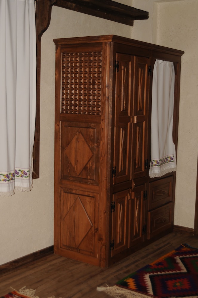 Standard Double or Twin Room photo 2