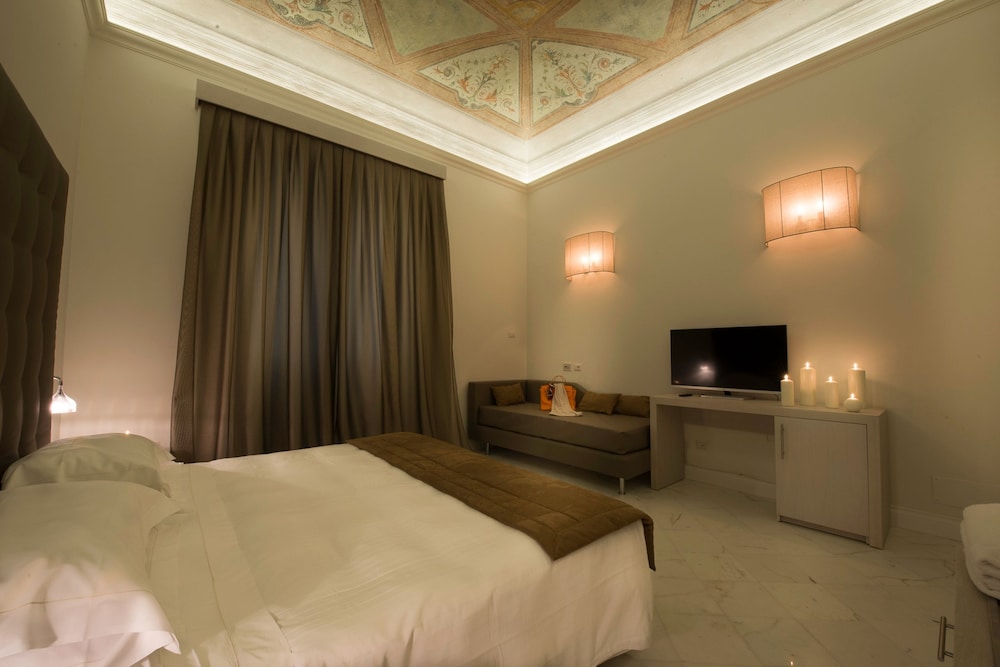 Signature Double Room photo 2