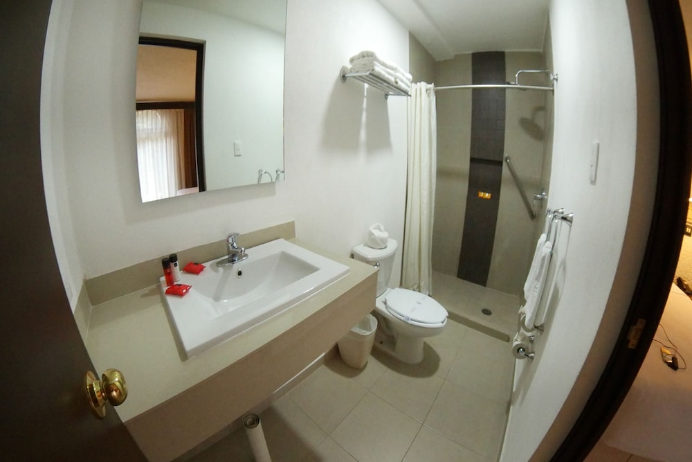 Family Room, Multiple Beds - Photo 2