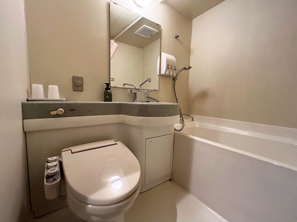 Twin Room - Photo 5