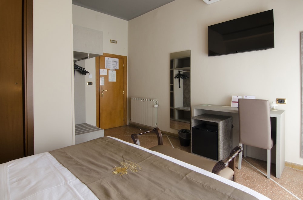 Triple Room photo 2