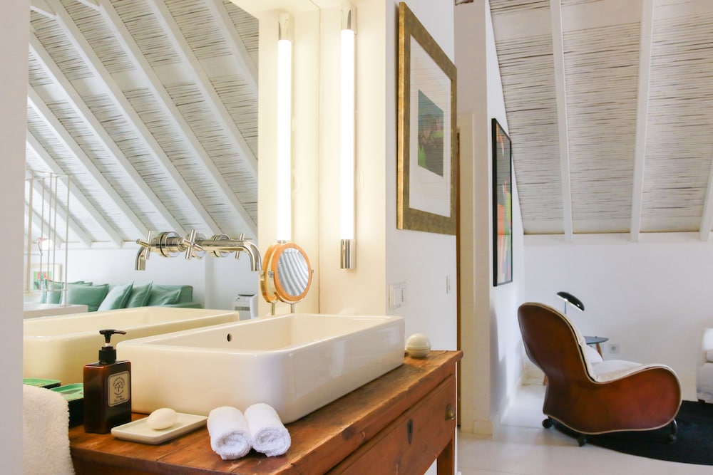 Deluxe Suite, Terrace photo 2