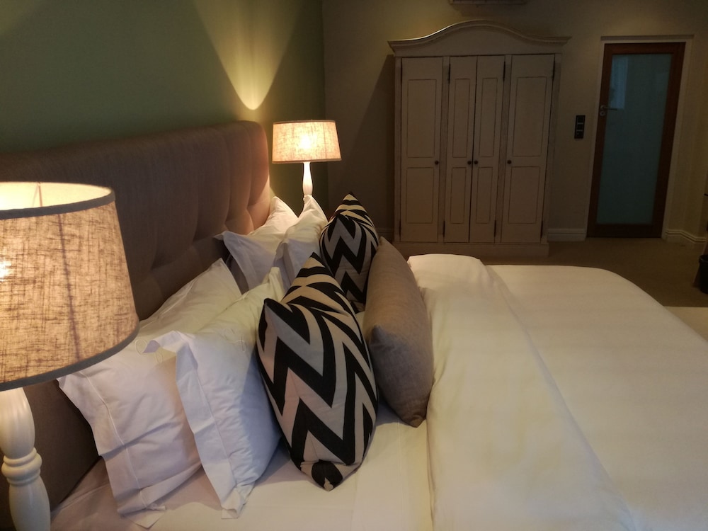 Superior Room - Photo 9