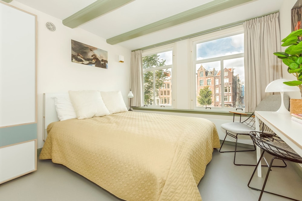 City Double Room, Canal View photo 1