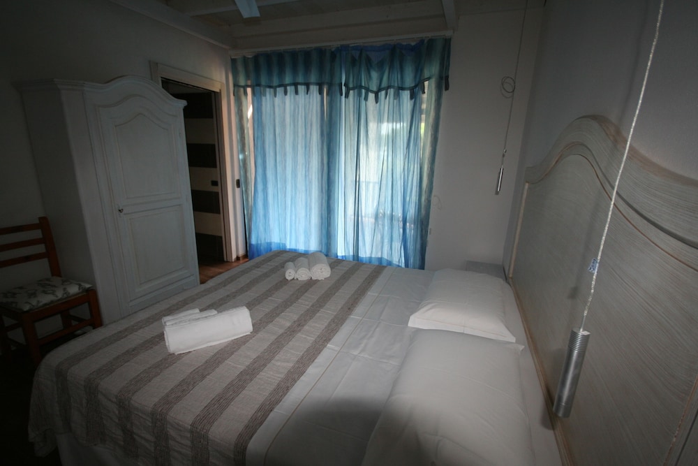 Superior Double Room, Terrace, Sea View photo 2