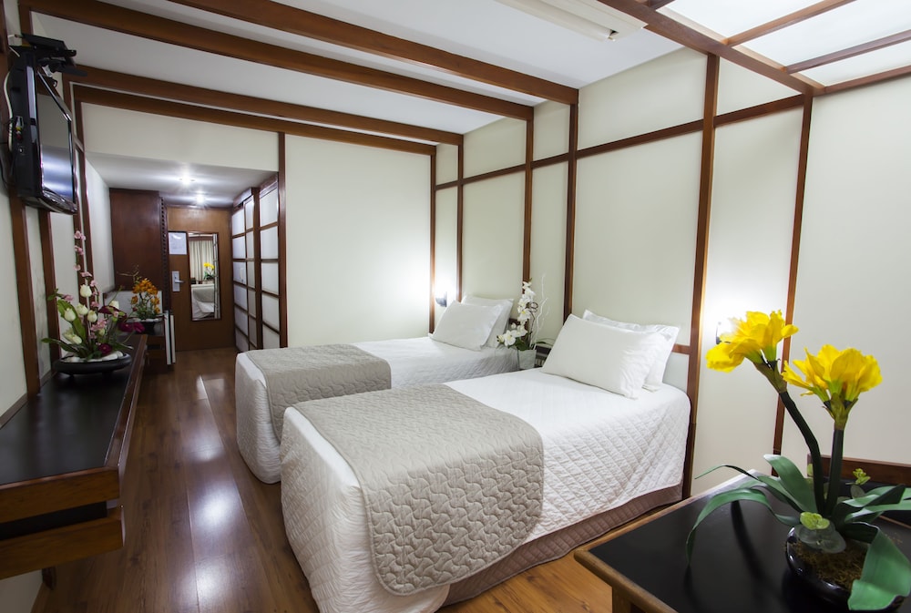 Hotel Nikko — Deluxe Twin Room