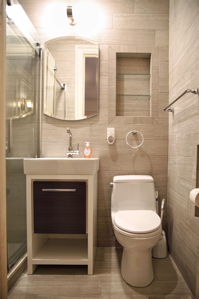 Standard Studio, 2 Queen Beds, Kitchenette, Ground Floor photo 3