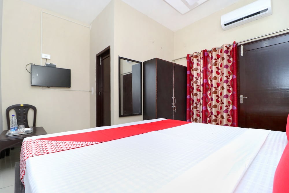 Double Room, 1 King Bed photo 3