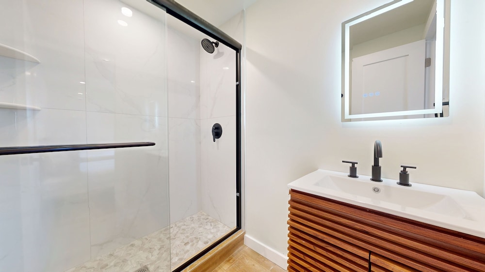 Luxury Apartment