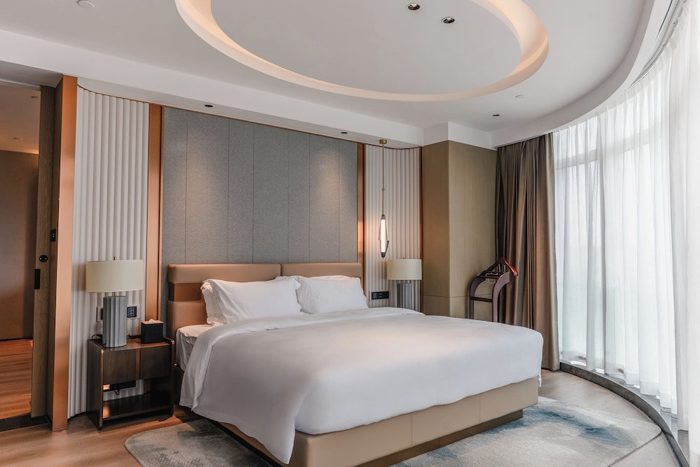 Executive Studio Suite