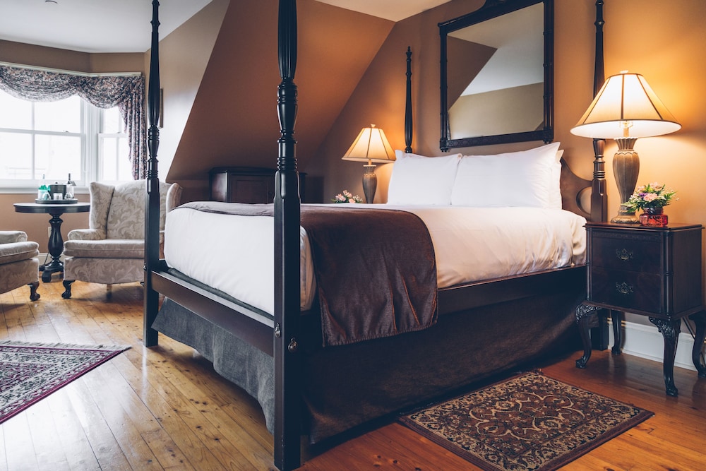 Deluxe Room, 1 Queen Bed - Photo 2