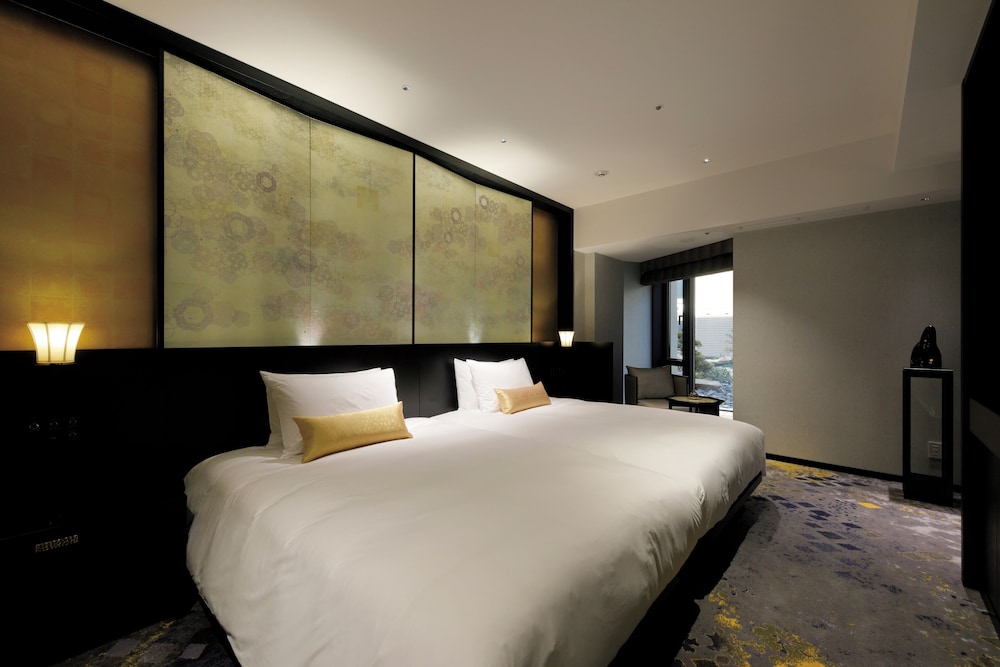 Executive Twin Room, Non Smoking (Suite, Hollywood) - Photo 5
