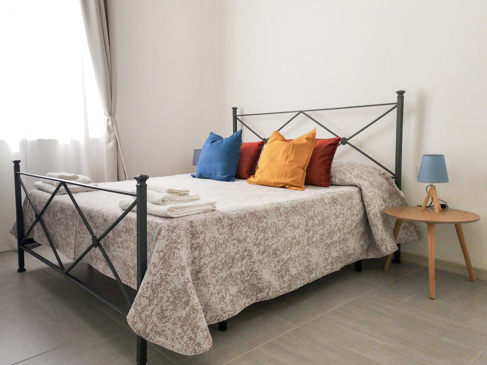 Classic Double Room (4th floor, stair access only)