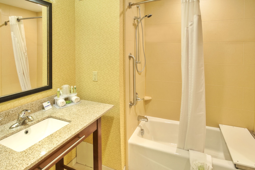 Suite, Multiple Beds, Accessible (Communication Accessible) photo 1