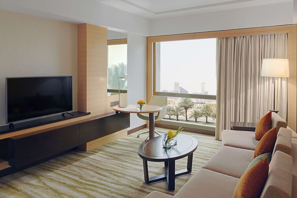 King, Suite, 1 Bedroom - Photo 8