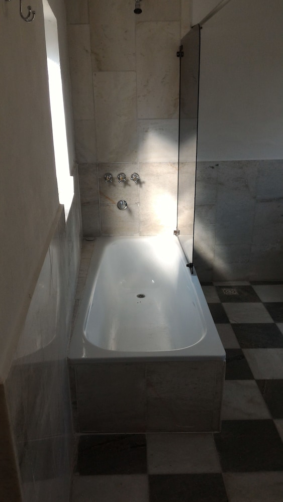 Standard Triple Room, 1 Bedroom, Mountain View photo 3