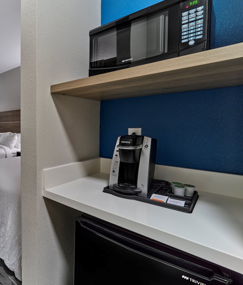 Suite, Multiple Beds - Photo 4
