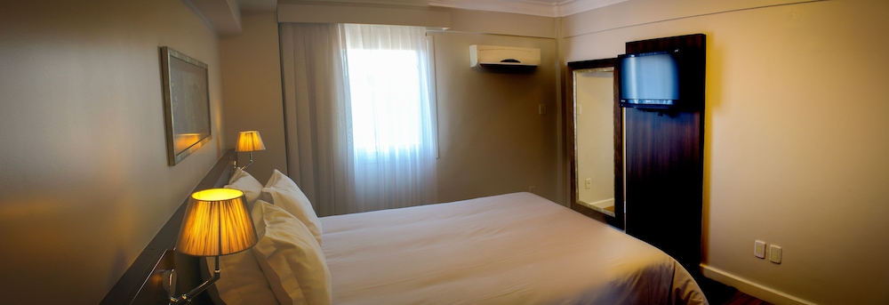 Suite, Jetted Tub photo 1