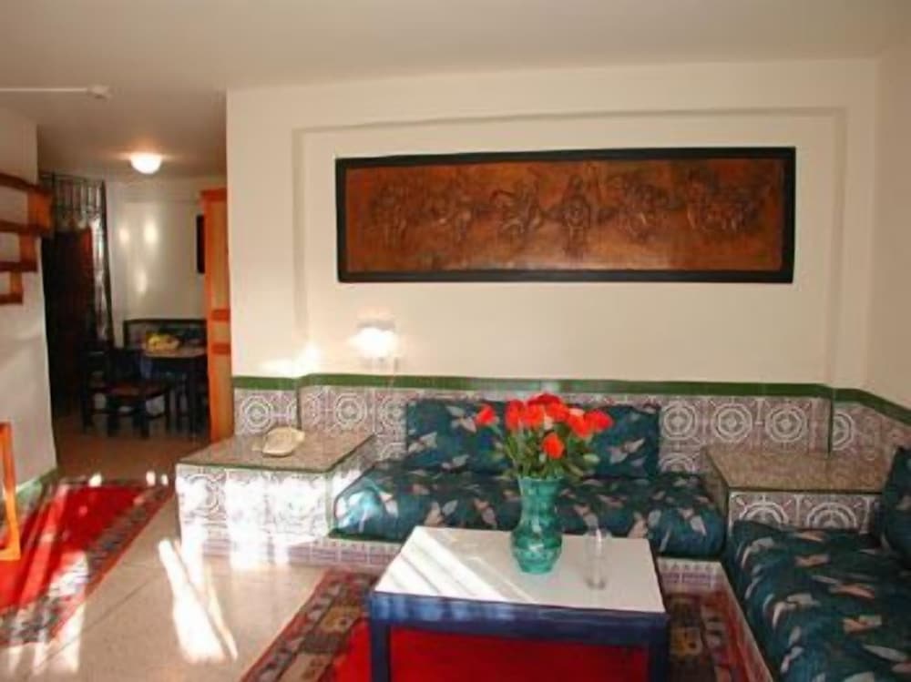Standard Apartment - Photo 2