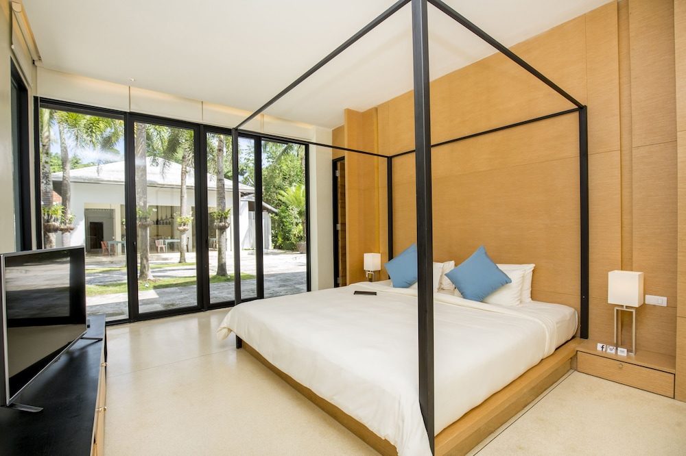 Villa with Couple Bath - Photo 5