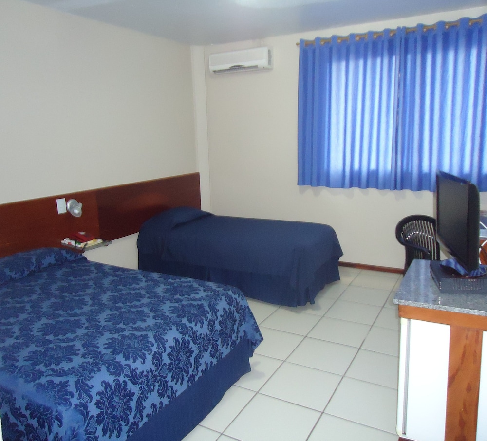 Standard Triple Room photo 2