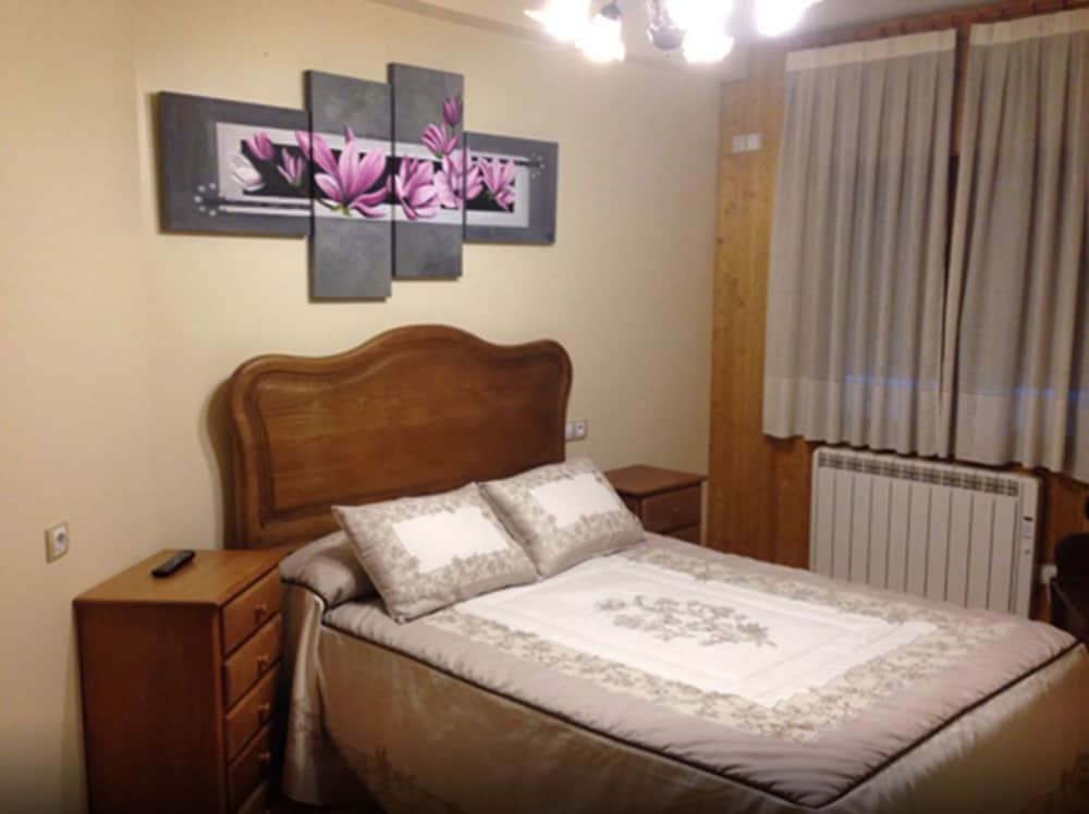 Single Room, City View