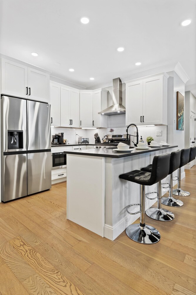Apartment photo 2