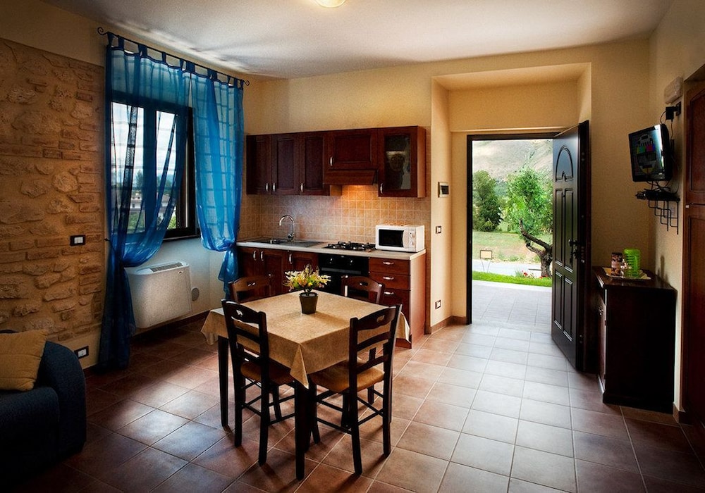 Family Studio, 1 Bedroom (Il Bel Canto) photo 3